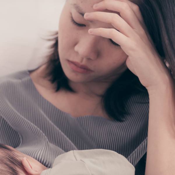 can you drink energy drinks while breastfeeding